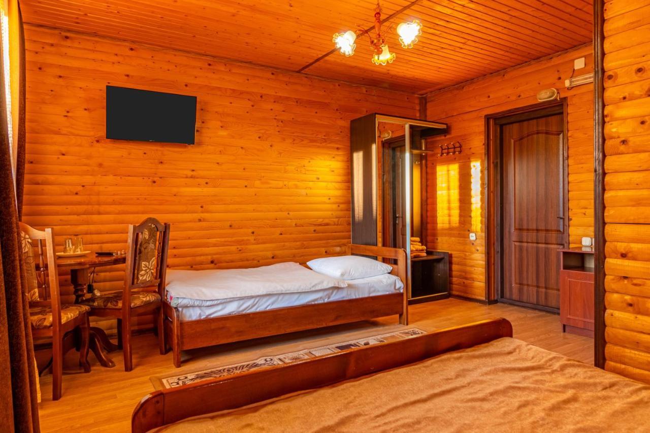 Hotel Гуцульська Світлиця Bukowel Exterior foto